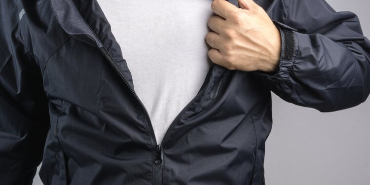 kurtka przeciwdeszczowa dla faceta