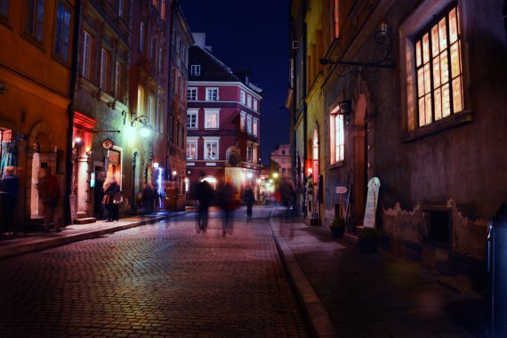 kraków nocą